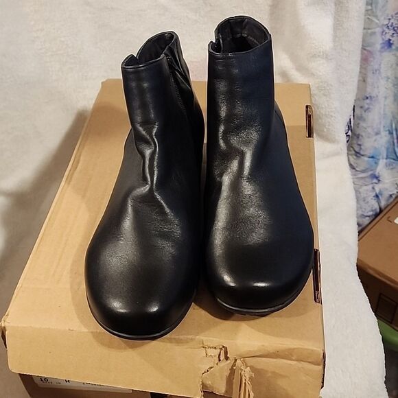 Walking cradle size 10 nappa boots 👢 - Picture 8 of 11